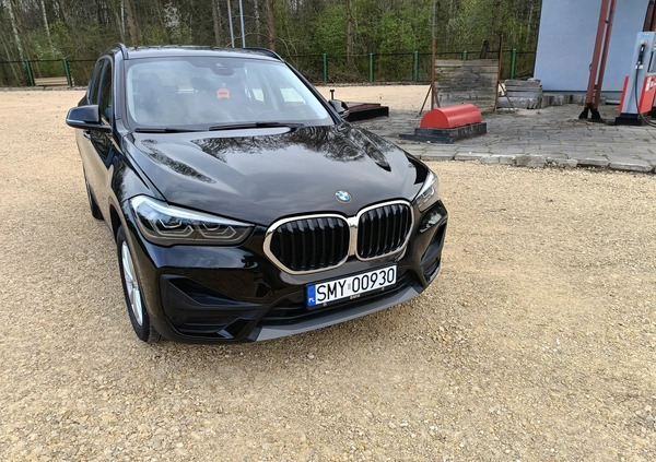 BMW X1 cena 110700 przebieg: 43000, rok produkcji 2020 z Myszków małe 466